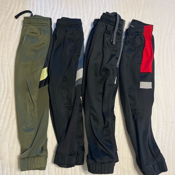 Boys 4T Lot - Picture 10 of 11